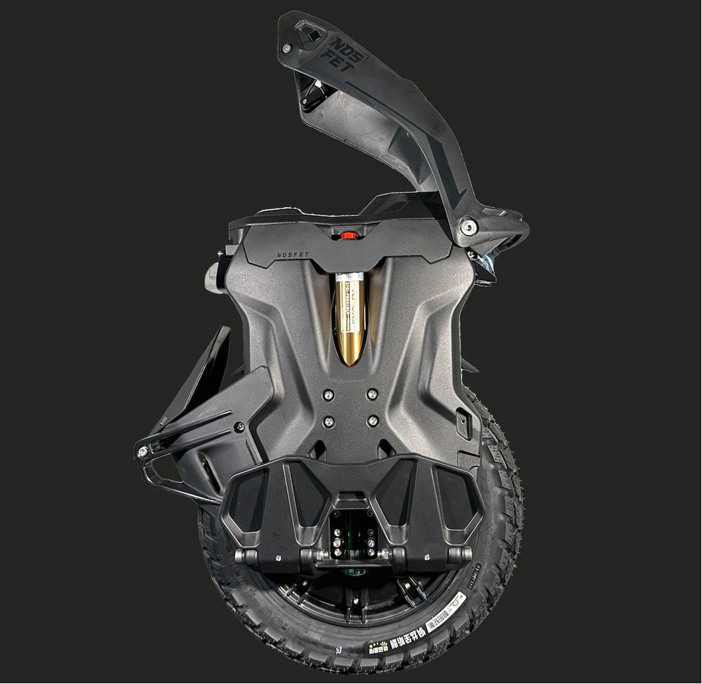 Nosfet aero trolley black background